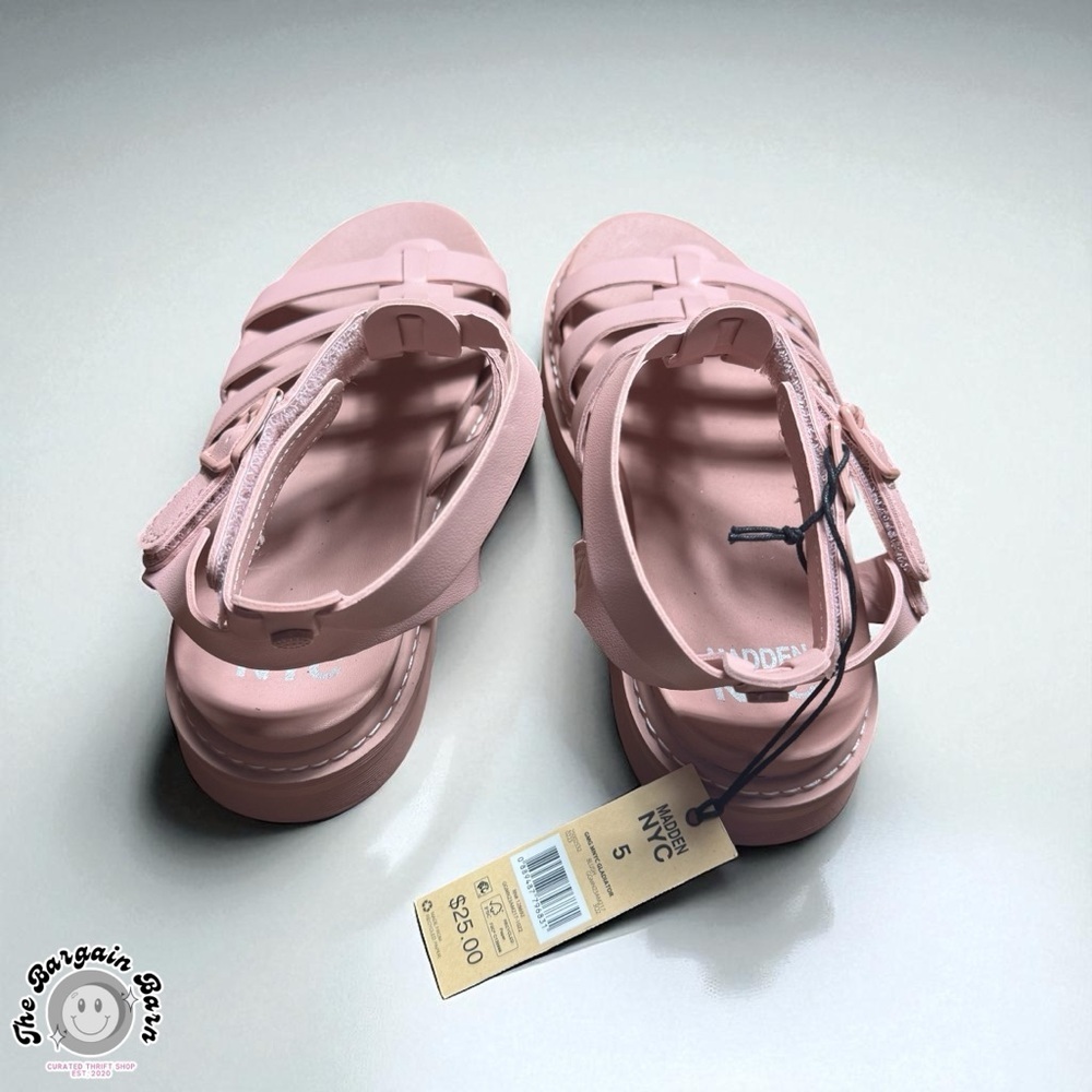 Steve Madden NYC Girls Pink Gladiator Sandals Size 5 NWT Strappy Summer Shoes - Picture 3 of 5